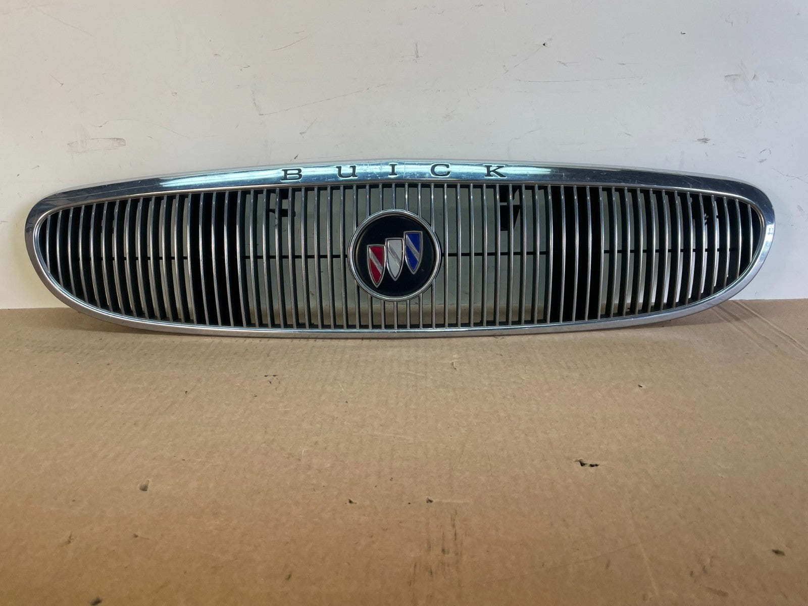 1997 to 2002 Buick Century Front Upper Grill Grille AG2945 DG0