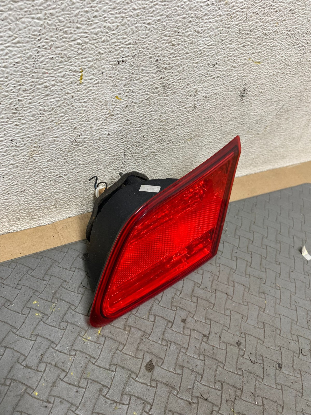 2010-2014 Subaru Legacy Right Passenger Rh Side Tail Light Inner Oem C5487 DG12