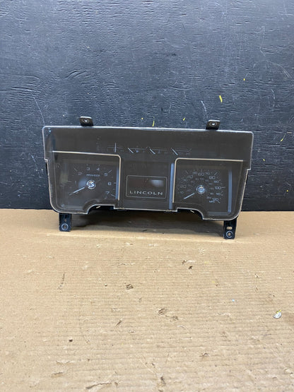 2007 to 2008 Lincoln Navigator Speedometer Gauge Cluster al7t-10849-ae S6578 DG0