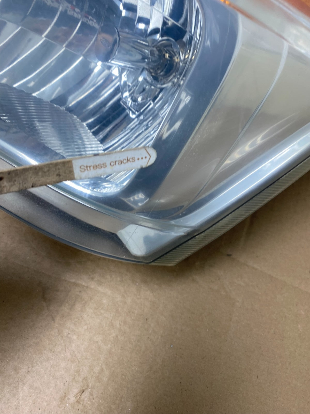 2008-2014 Ford Econoline E150 E250 E350 Left+Right Headlights T5648 DW7