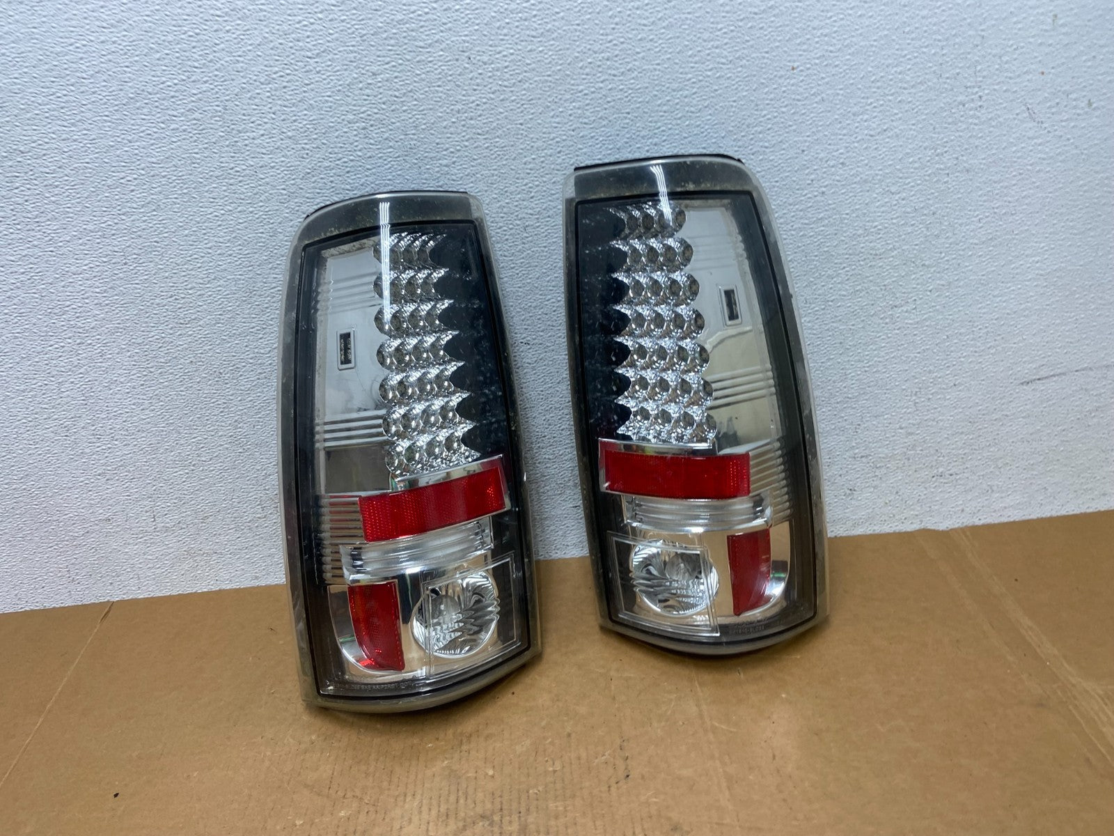 1999-2002 Chevrolet Silverado 1500 Left+Right Set Side Tail lights ad9085 DG0