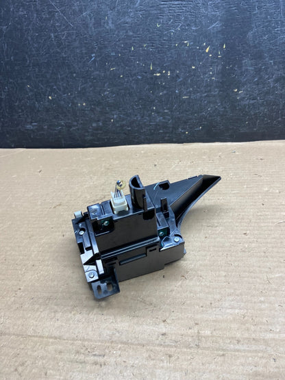2009 - 2012 Toyota Venza A/C Heater Climate Control Unit Switch AH3733 DG4