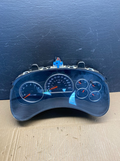 2006 - 2009 GMC Envoy Speedometer Cluster Gauge ad1699 DG0