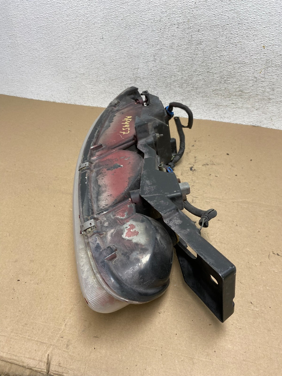 1995 to 1999 Oldsmobile Aurora Left Driver LH Side Headlight AF4457 DW5