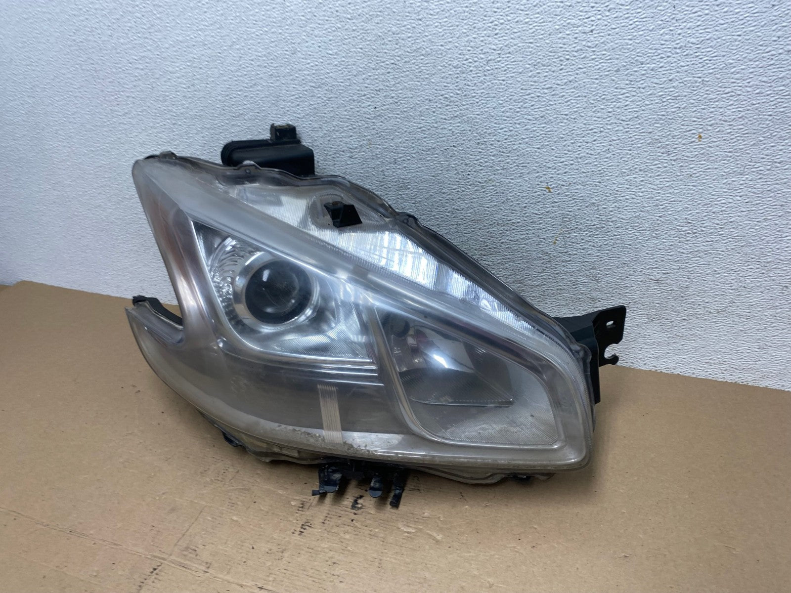 Halogen 2009-2014 Nissan Maxima Right Passenger Headlight AF4428 LK1