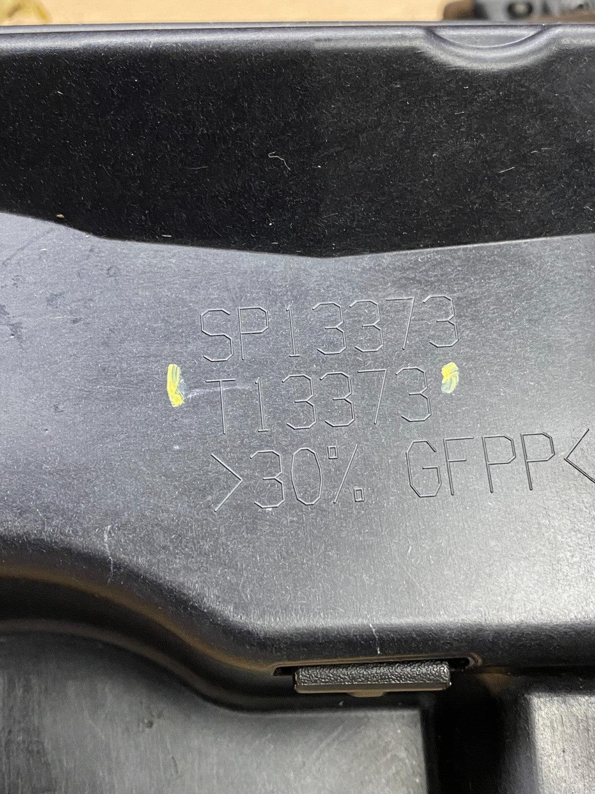 2008 to 2014 Cadillac CTS Passenger Right Front Glove Box Storage AG6404 DG5