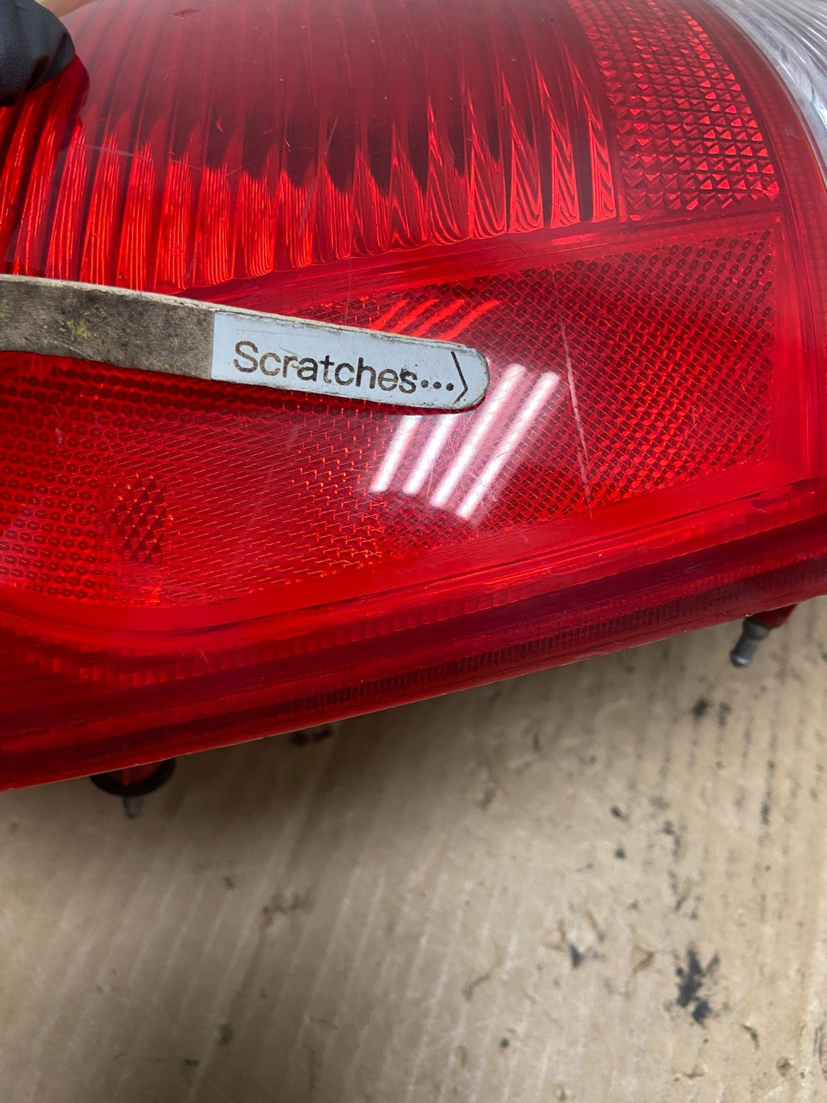 2001-2003 Sedan Hyundai Elantra Left Driver Lh Side Tail Light AG2350 LK3
