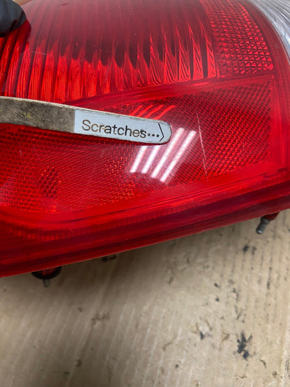 2001-2003 Sedan Hyundai Elantra Left Driver Lh Side Tail Light AG2350 LK3