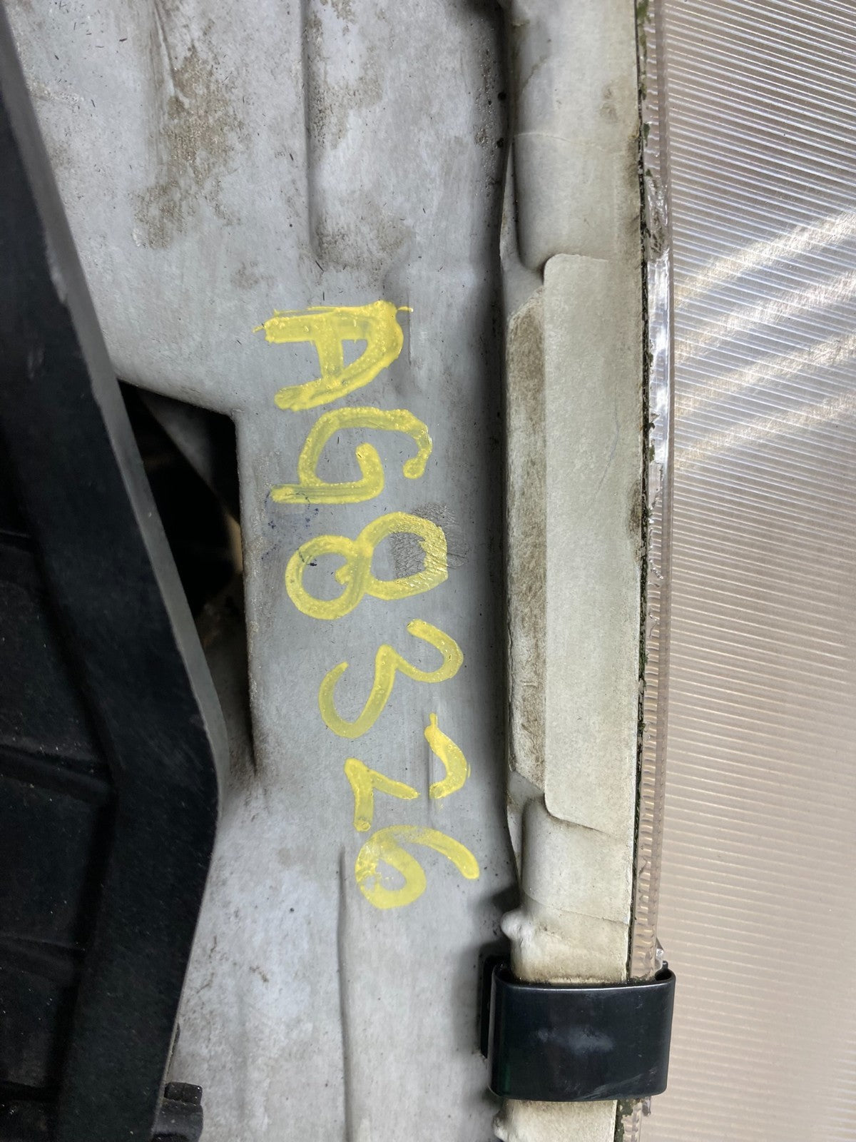 1993 to 1997 Geo Prizm Right Passenger RH Side Headlight AG8326 DW9