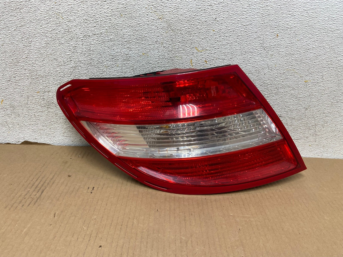 2008 2009 2010 2011 Mercedes C-Class Left Driver Side Tail Light AH3030 LK0