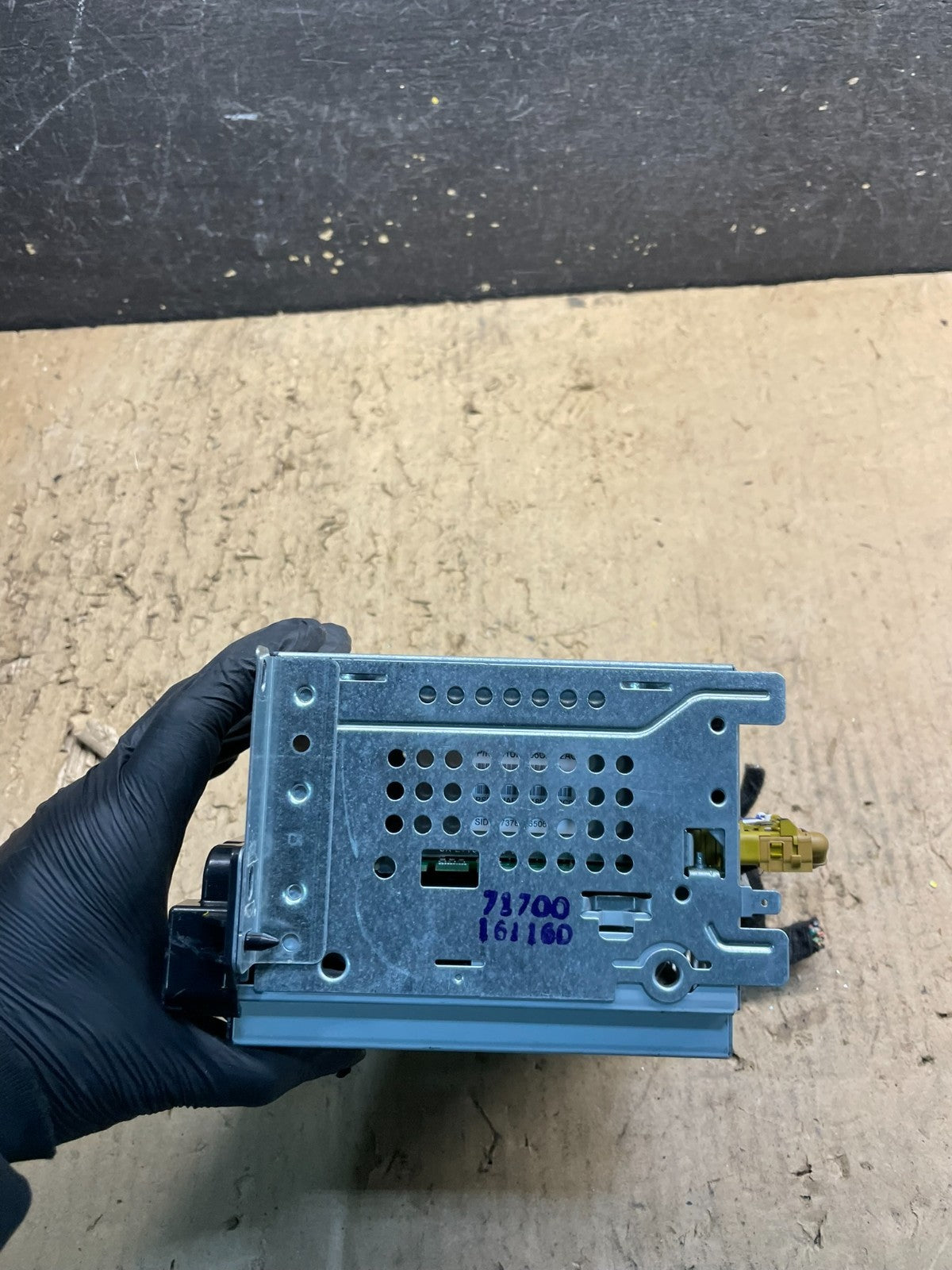2013 - 2014 Dodge Journey Radio Info Media CD Player Unit W6891 DG1