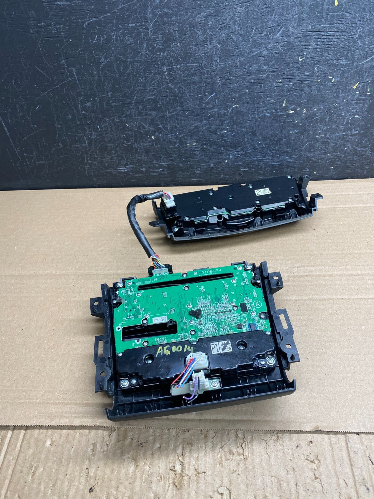 2009 - 2010 Nissan Murano AM FM Radio CD Climate Control Panel AG0014 DG4