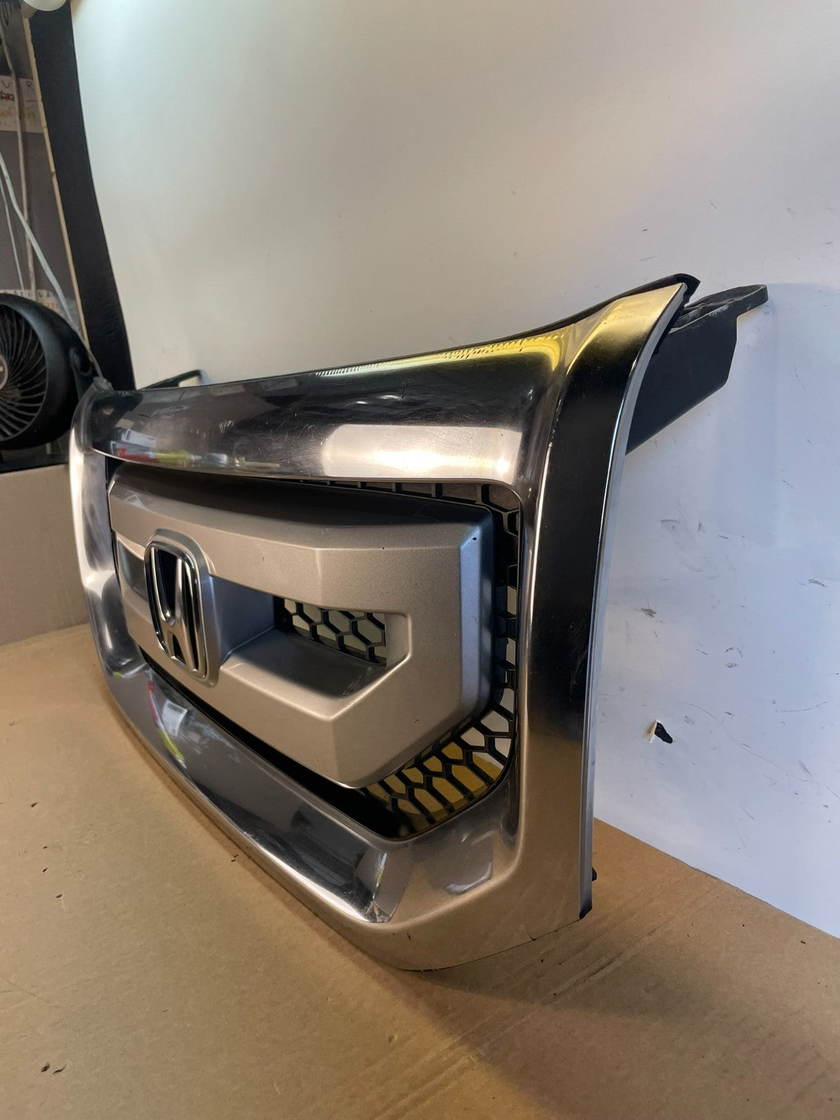2009 to 2011 Honda Pilot Front Upper Grill Grille AG2923 DG1