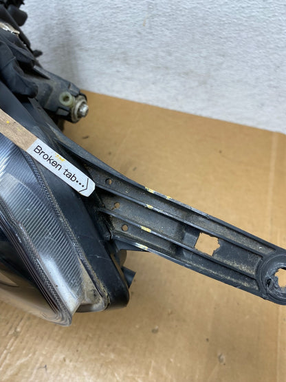 2015 to 2019 Nissan Versa Headlight Left Driver Lh Side AE0583 DW5