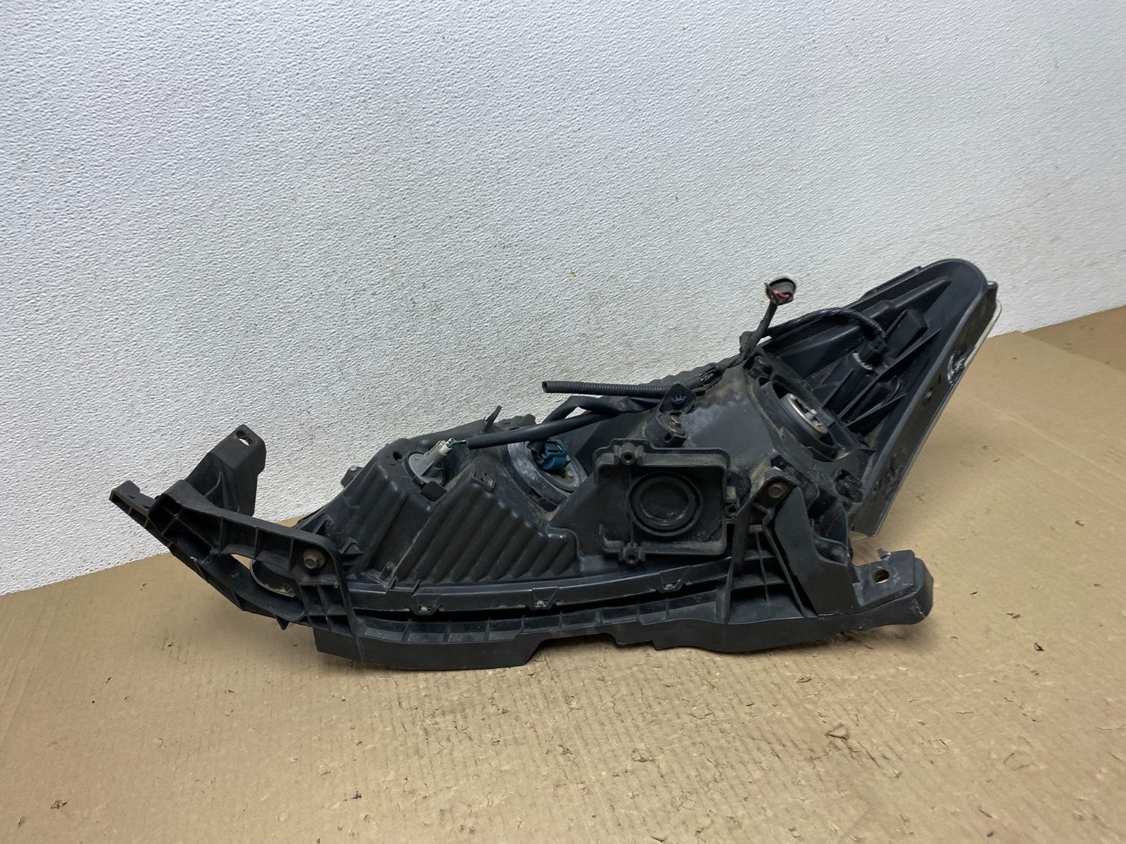 2008 to 2012 Honda Accord Sedan Right Passenger RH Headlight AF2871 DW7