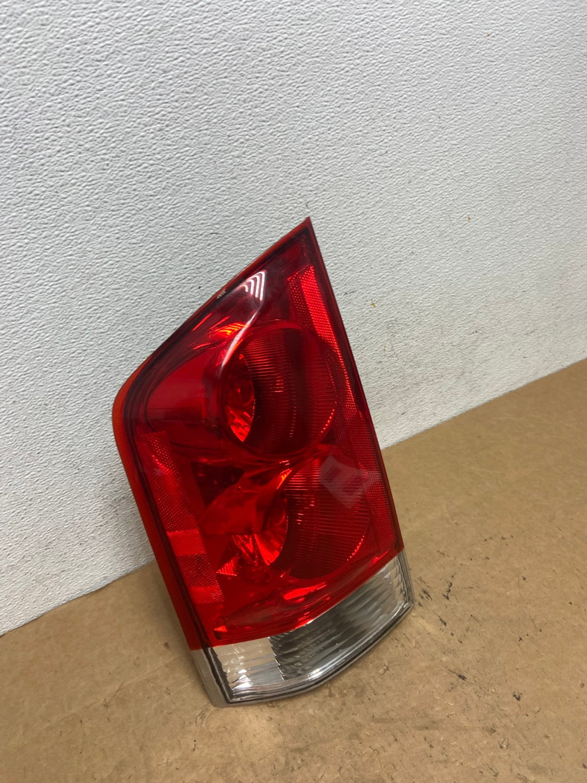 2005 to 2015 Nissan Armada Left Driver Lh Side Tail Light AD5183 LK2