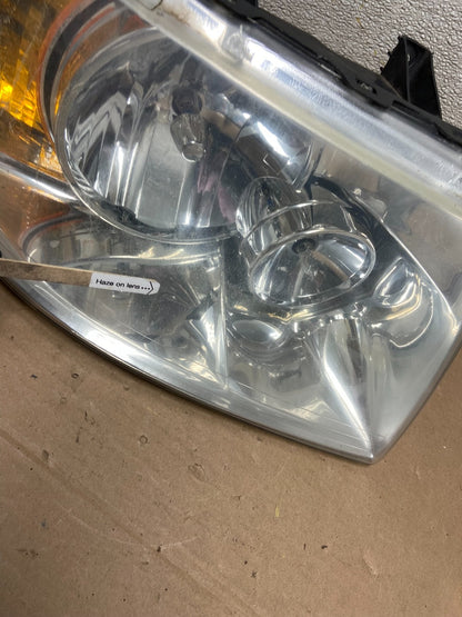 2003 - 2006 Ford Expedition Right Passenger Side Headlight Halogen Oem AA9934 DW4