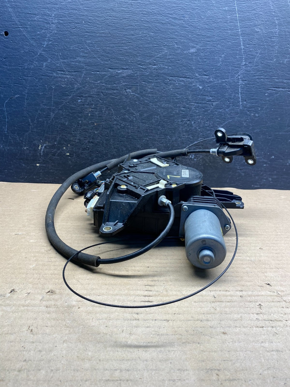 2011-2017 Honda Odyssey Rear Left Driver Side Power Sliding Door Motor AE0082 DG1