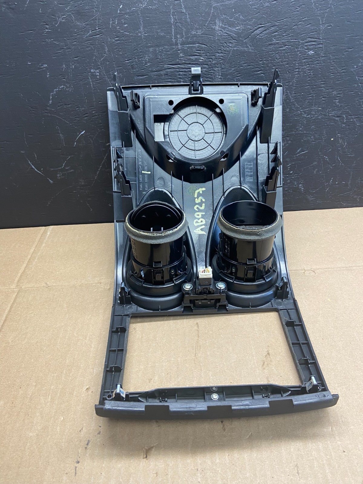 OEM 2011 2012 2013 Nissan Rogue Dash Upper Center Radio Bezel Trim AB9257 DG3