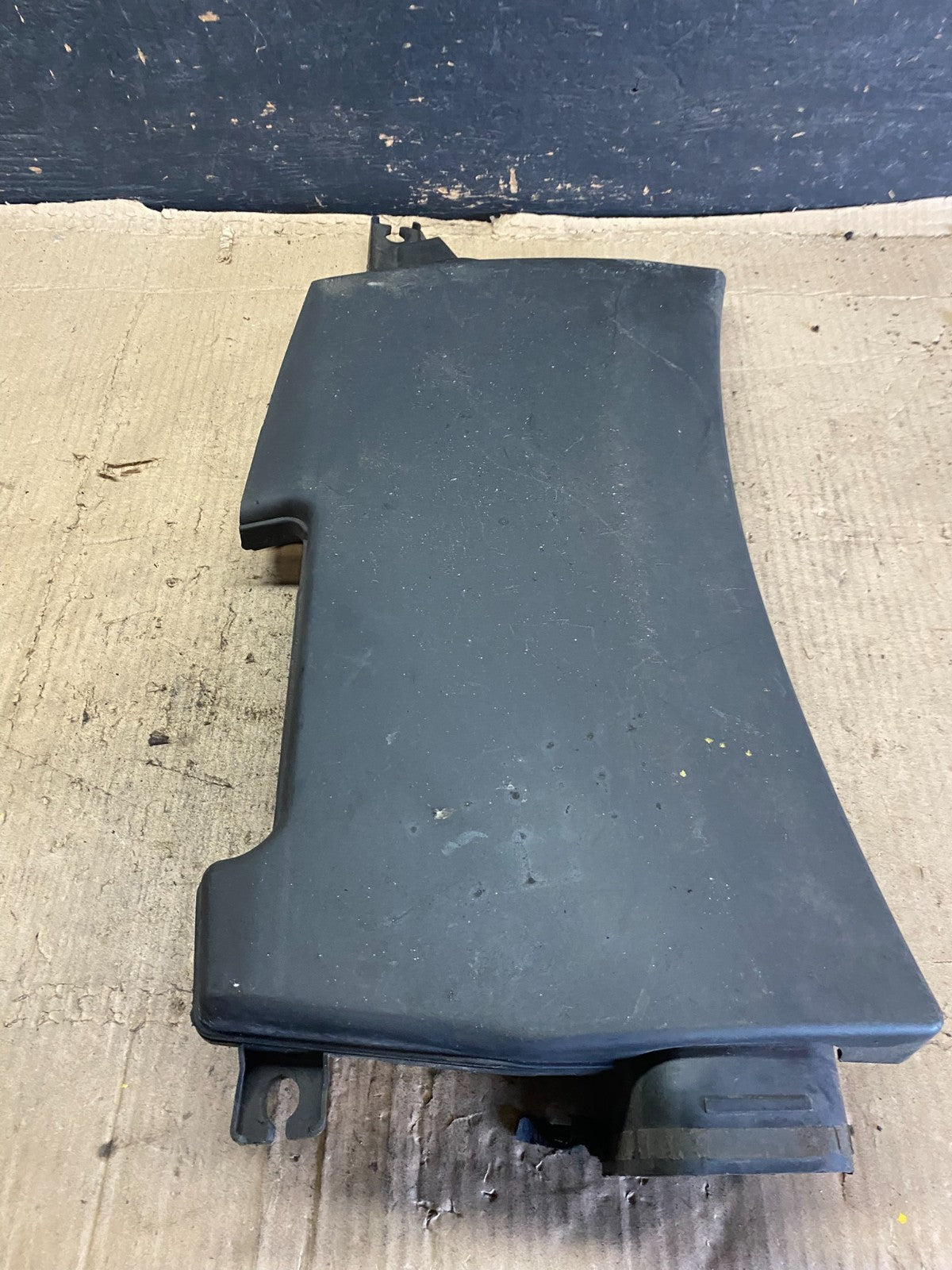 2006 to 2007 Infiniti m35 Air Intake Manifold Box Inlet Housing OEM P0864 DG2