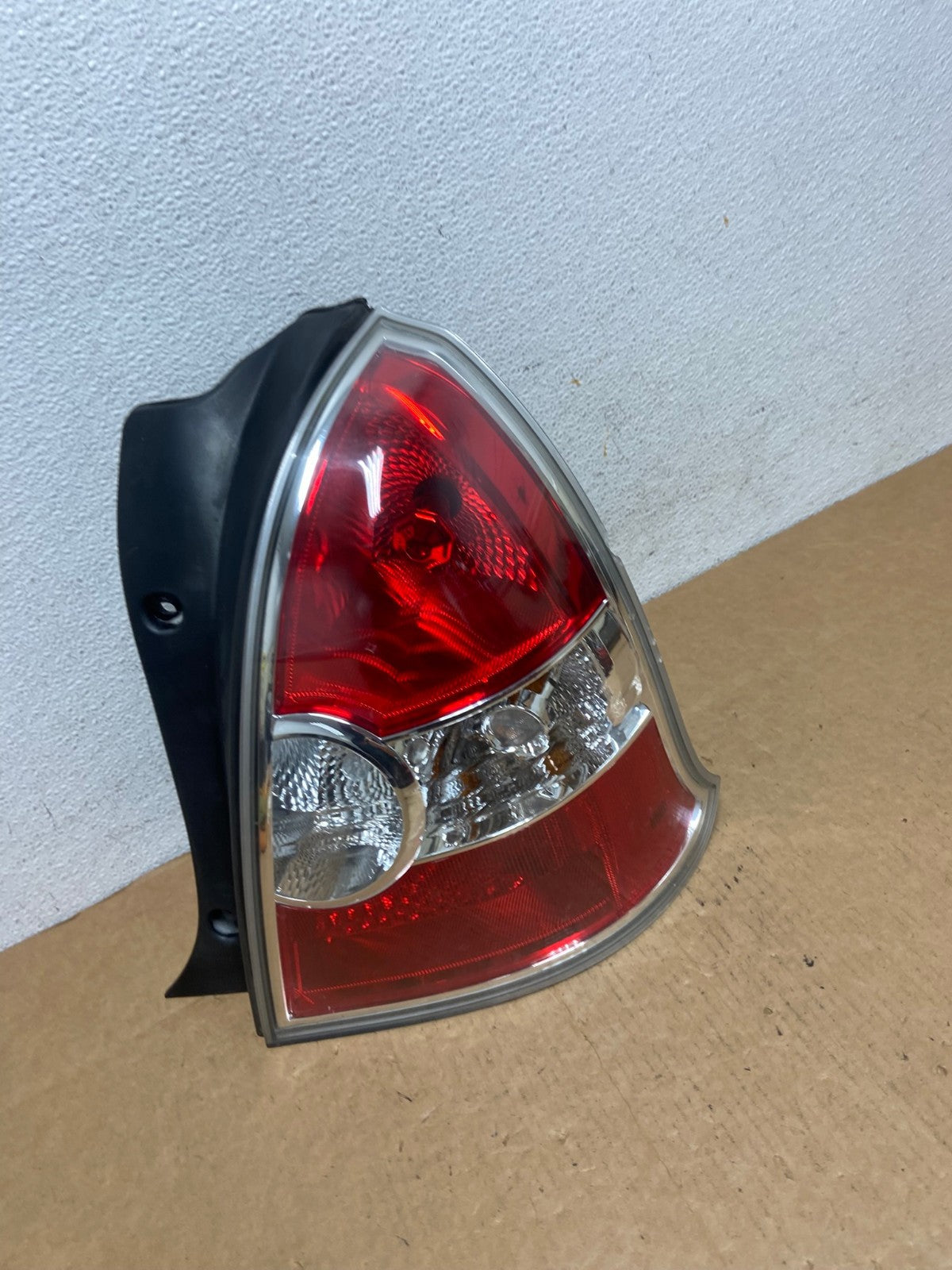 2007-2011 Hyundai Accent Hatchback Right Passenger Side Tail Light AD4563 LK2