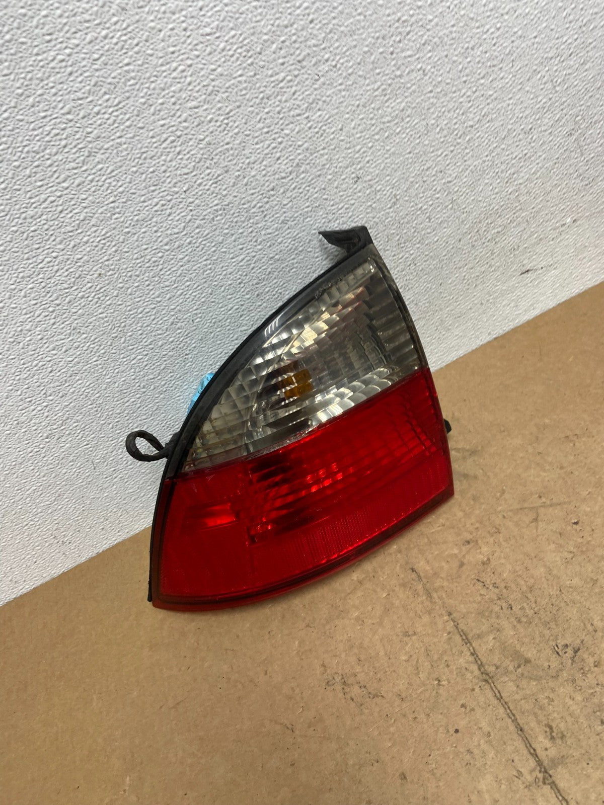 2003 2004 2005 2006 Lincoln Ls Left Driver LH Tail Light Oem AC3458 DW2