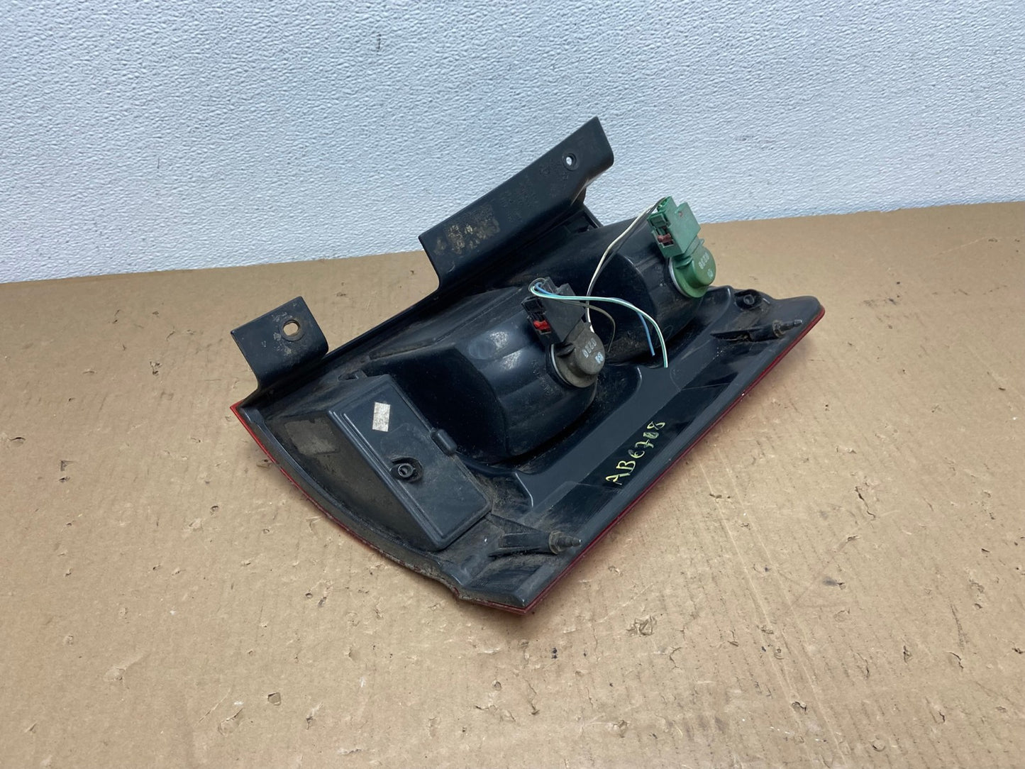 2008 to 2010 Dodge Grand Caravan Left Driver LH Side Tail Light OEM AB6708 LK4