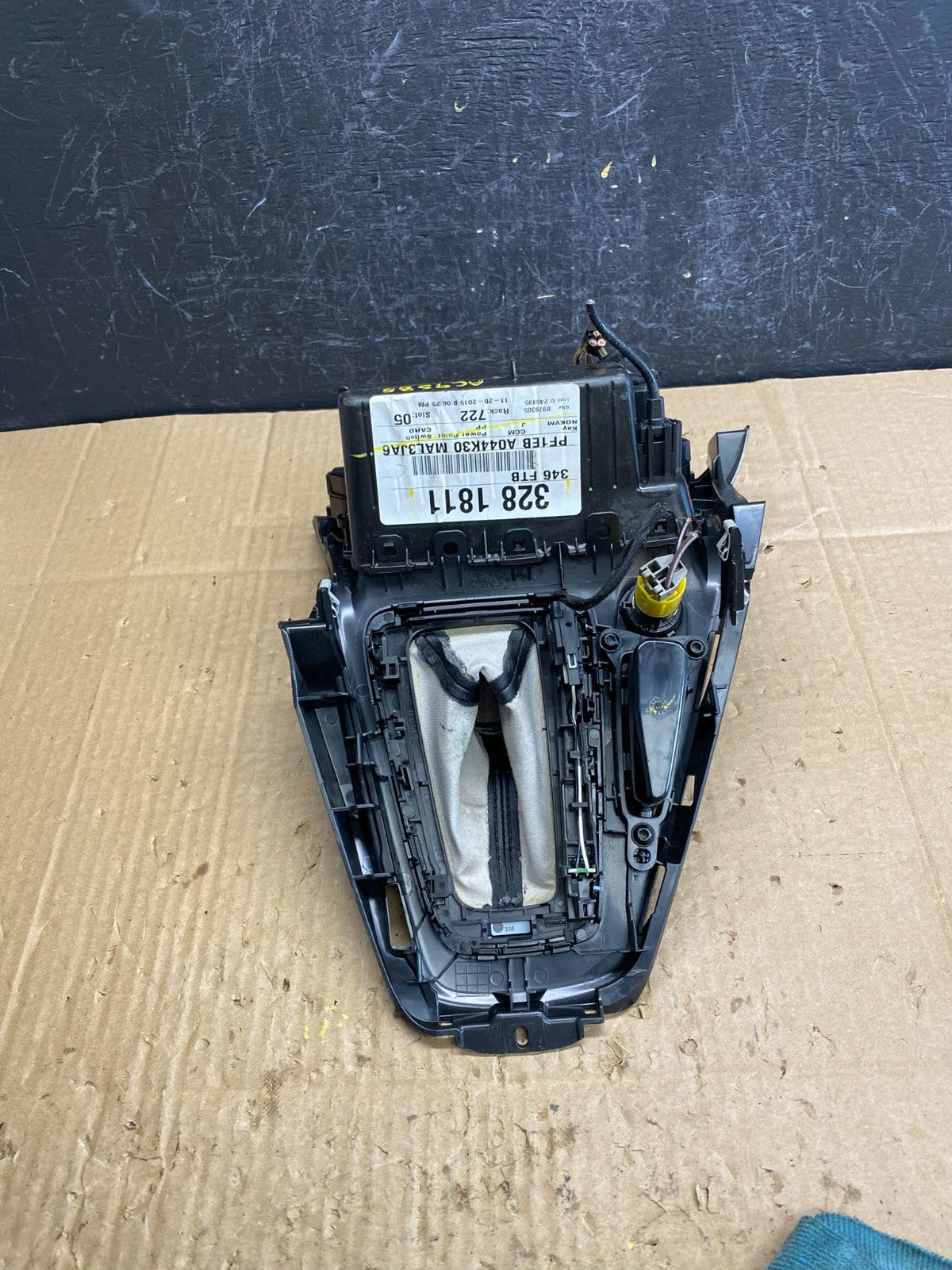 2015 2018 Ford Focus Ac Heater Climate Control Shifter Bezel Trim AC9588 DG4