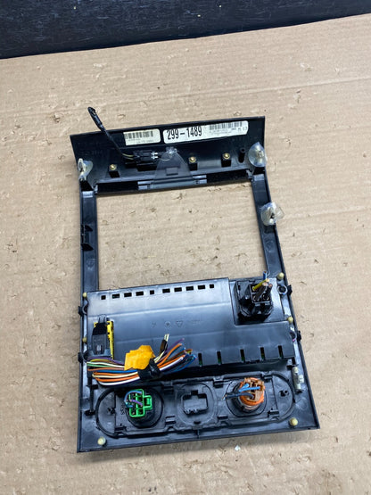 2004 to 2008 Ford F150 Radio Climate Dash Bezel Surround Black ag8378 DG4