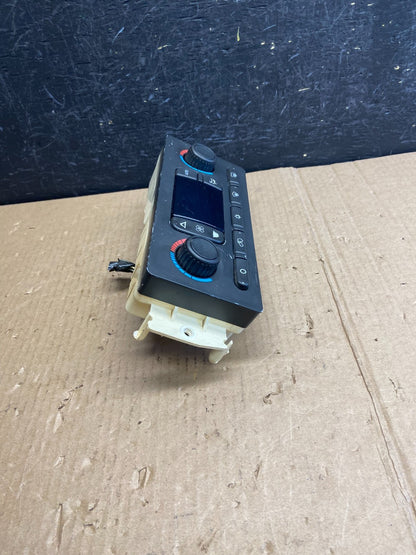 2003 to 2006 Chevrolet Silverado HVAC Heater Climate Control Module AE3834 DG1