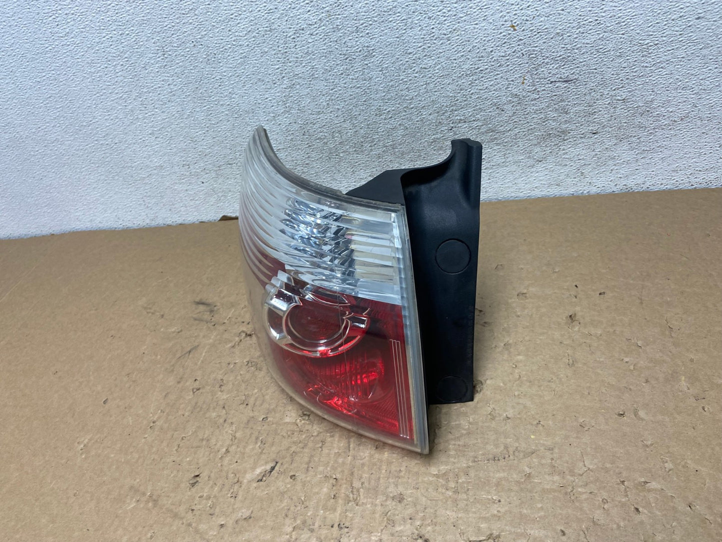 2007 to 2012 GMC Acadia Tail Light Left Side Driver Lh AF8033 LK1
