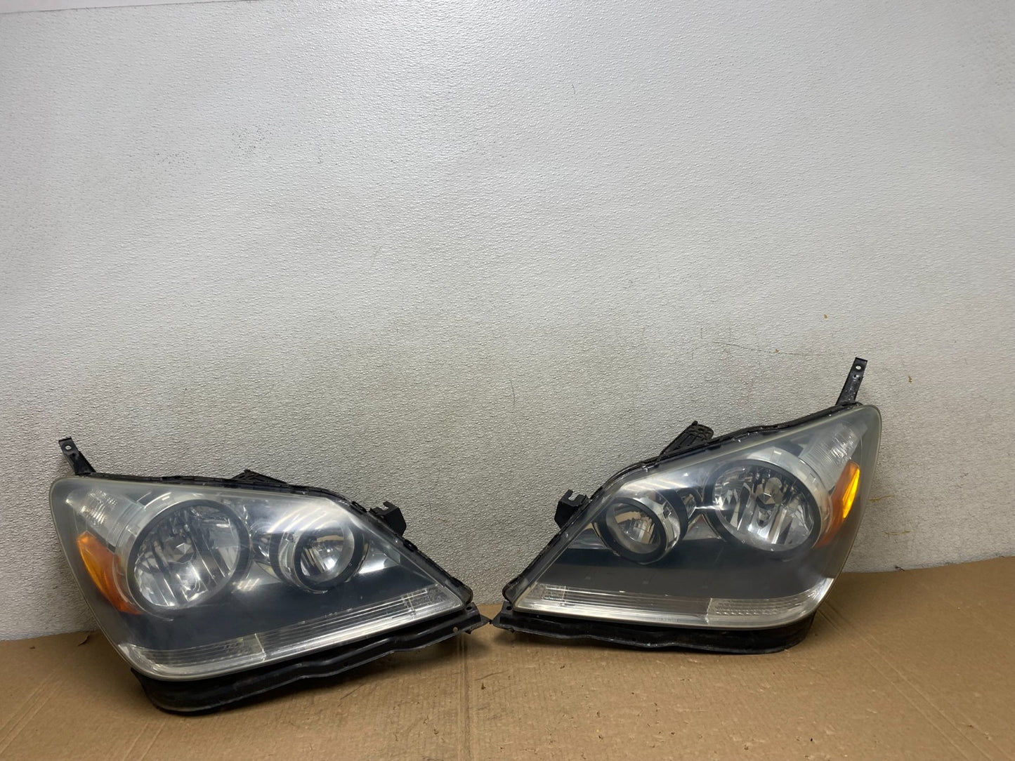 2005 2006 2007 Honda Odyssey Left+Right Set Halogen Headlights V1287 DW0