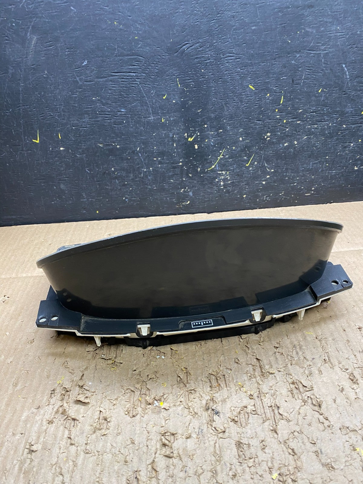 2004 to 2007 Chevrolet Express Speedometer Cluster Gauge OEM  v7364 DG3