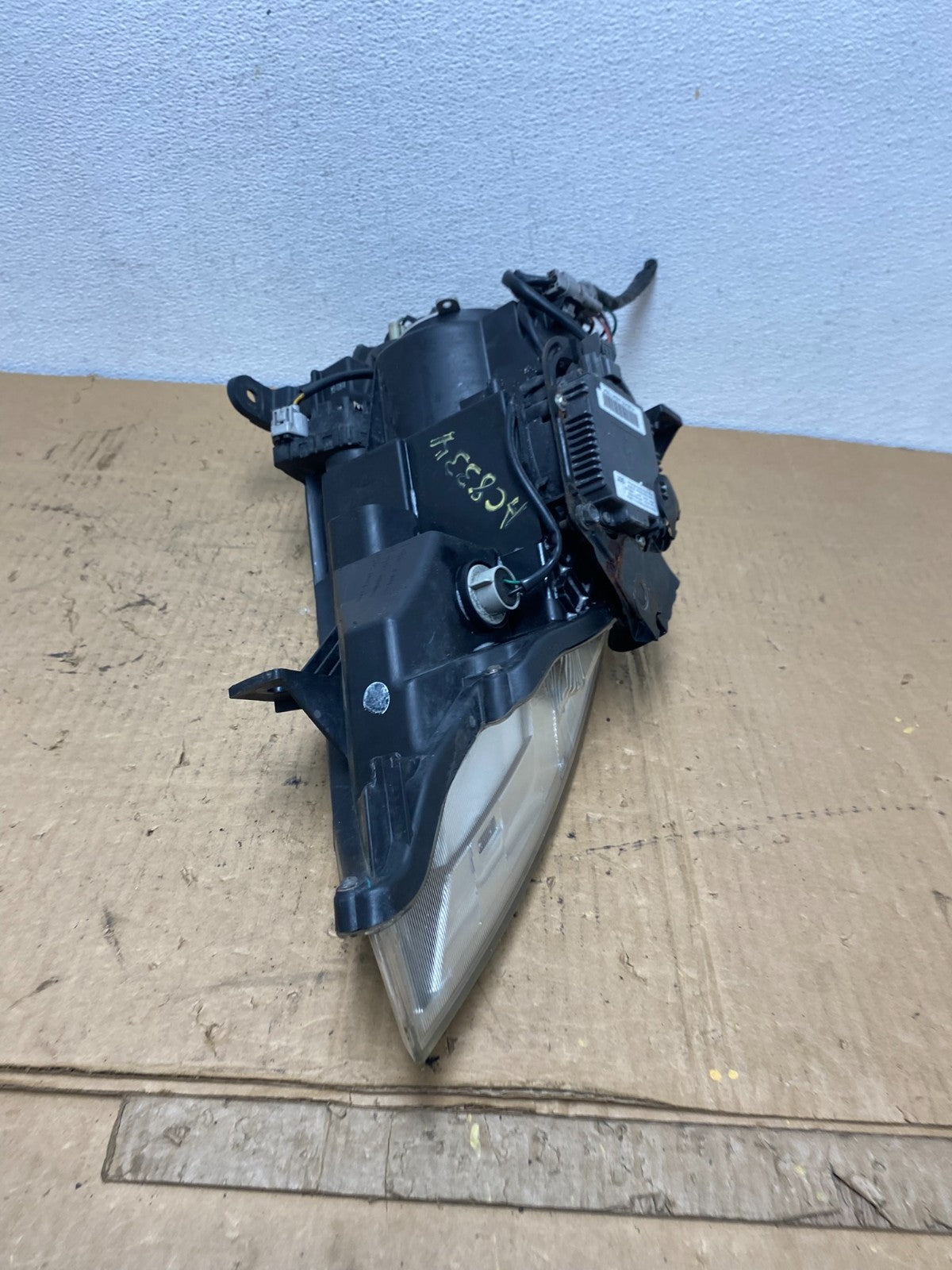 2003 to 2007 Nissan Murano Headlight Xenon HID Right Passenger AC8334 DW8
