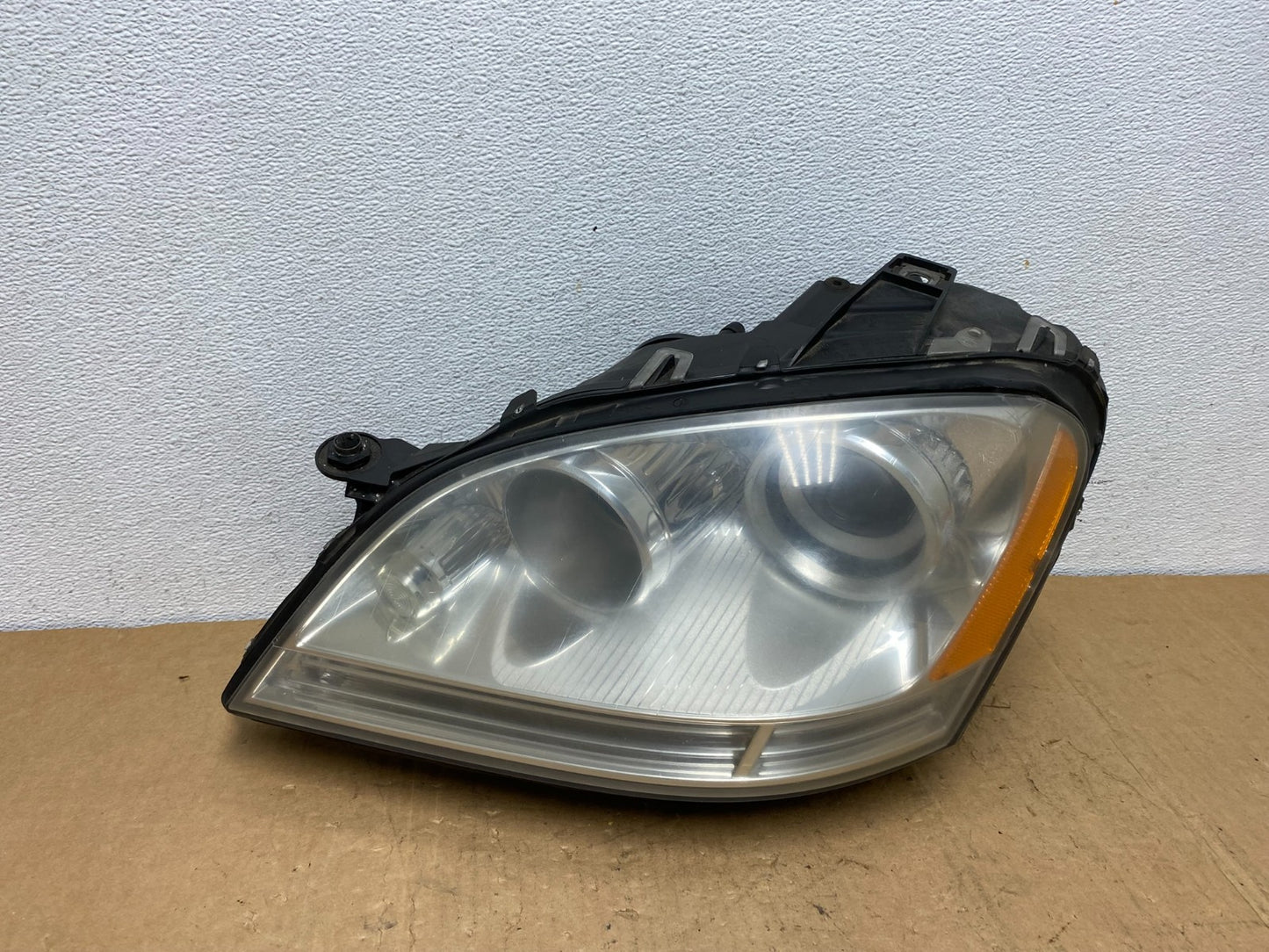 Halogen 2006-2009 Mercedes-Benz ML-Class Headlight Left Driver LH AD1267 DW0