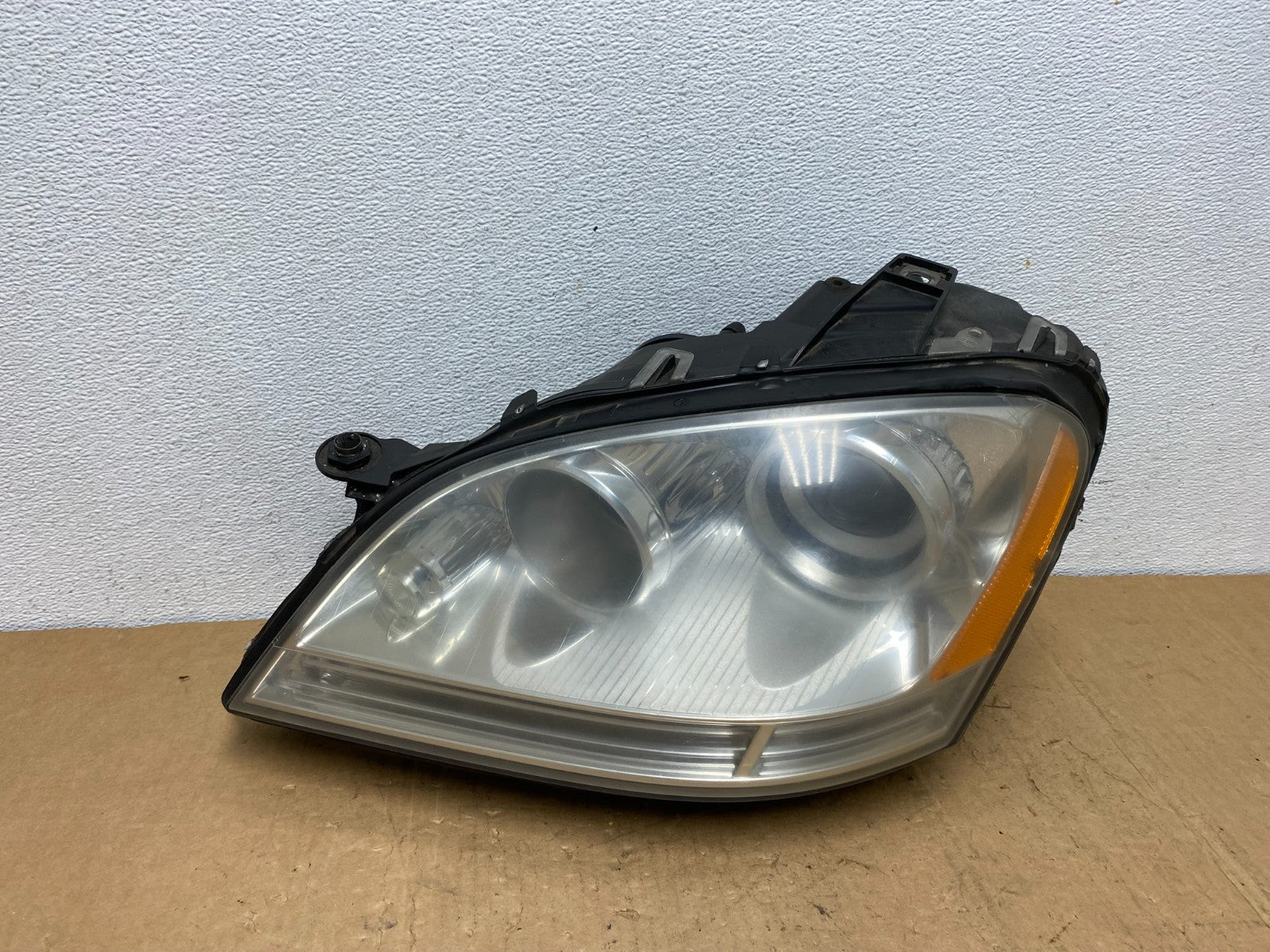 Halogen 2006-2009 Mercedes-Benz ML-Class Headlight Left Driver LH AD1267 DW0