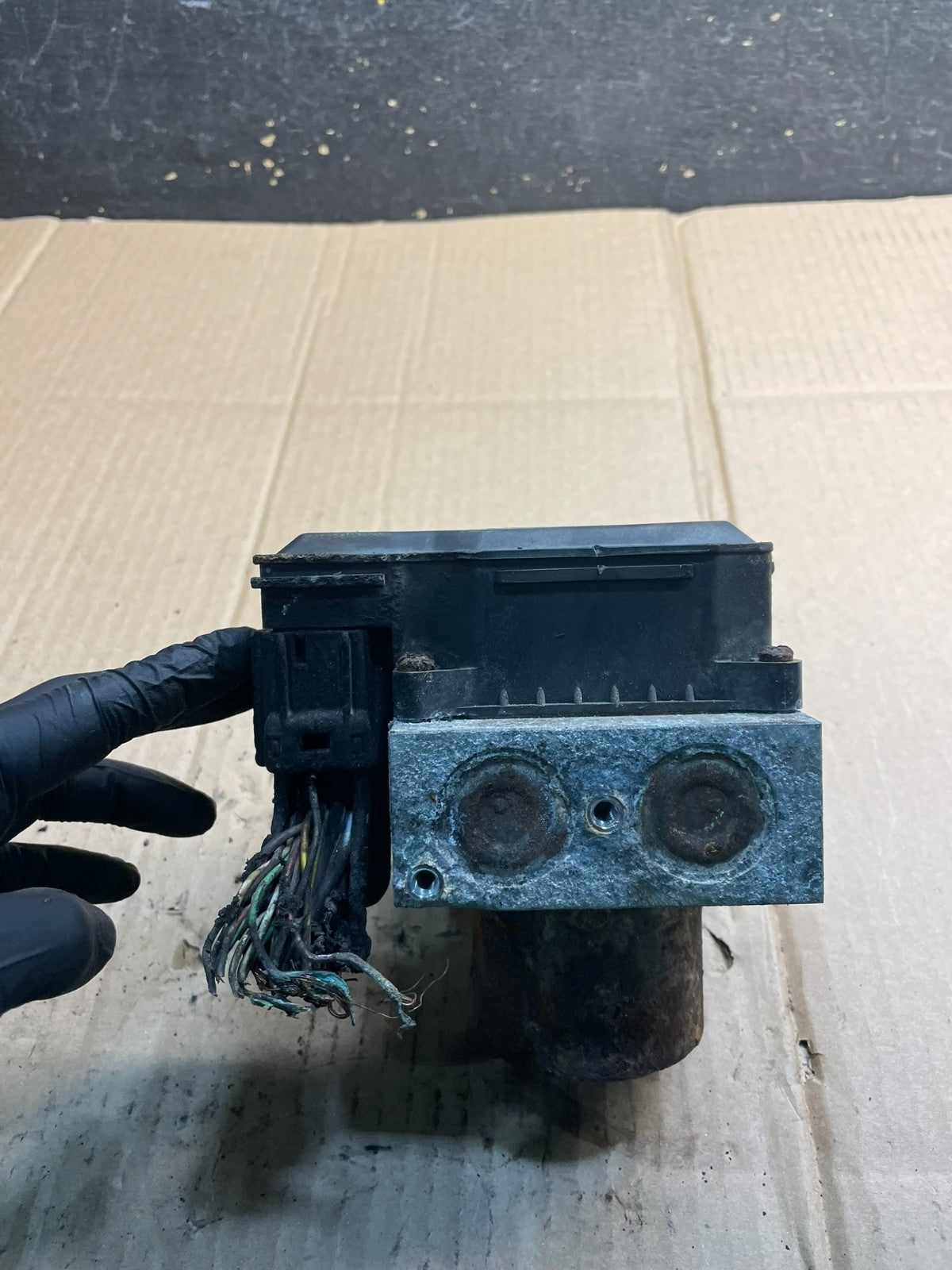 2013 Ford F250 F350 Super Duty ABS Anti Lock Brake Pump Module X1007 DG2