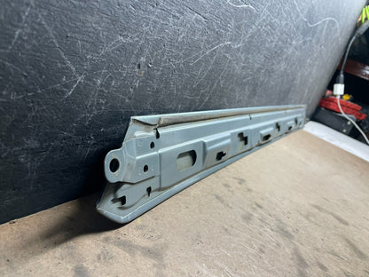 2005 to 2010 Honda Odyssey Right Side Rail Cover Quarter Trim Molding L3873 DG8