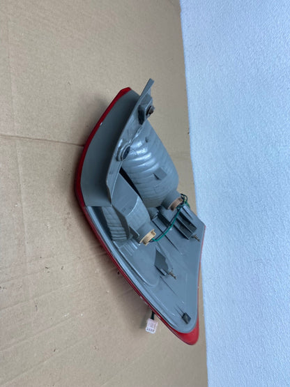 2008 to 2015 Nissan Rogue Right Passenger Rh Side Tail Light Oem AB8042 LK4