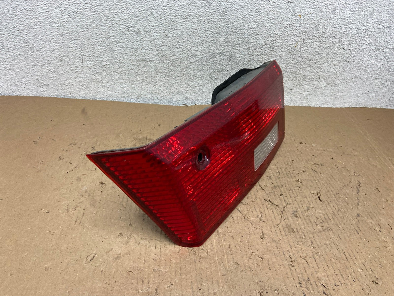 2005 Honda Accord Sedan Right Passenger Inner Tail Light AD8852 LK2