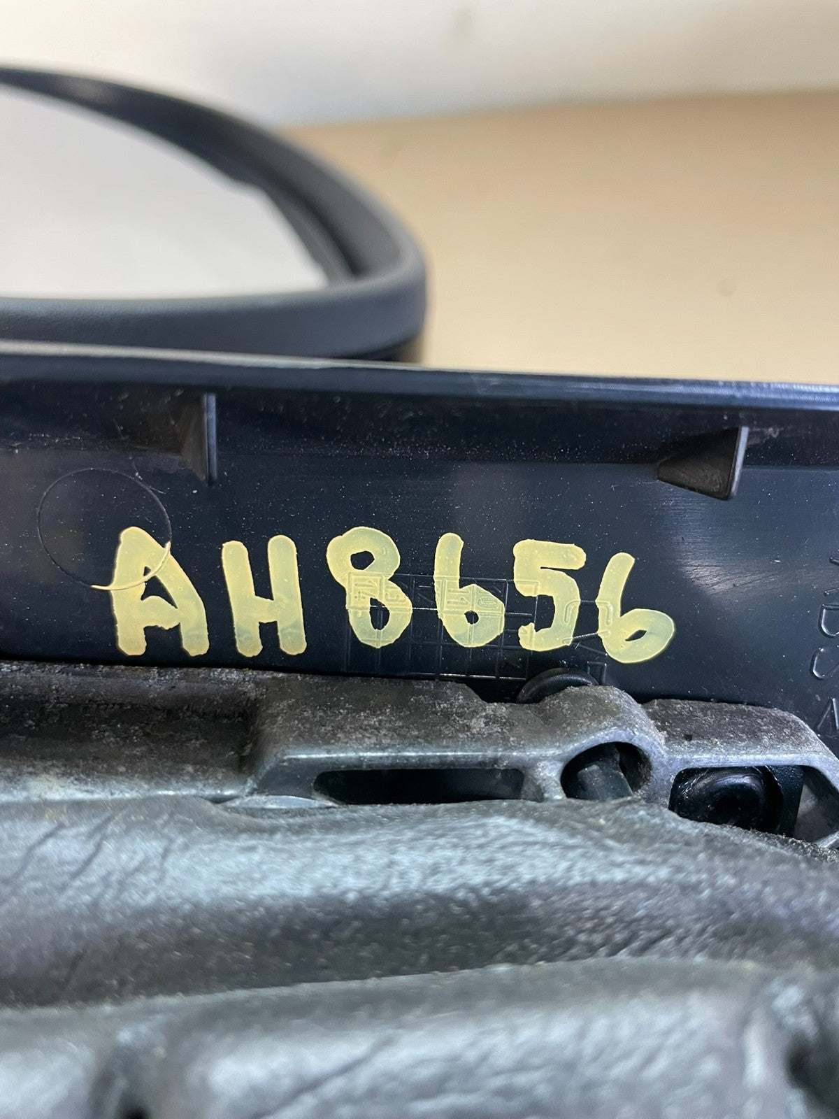 2010-2013 Chevrolet Tahoe Silverado Suburban Left Door Mirror AH8656 DG12