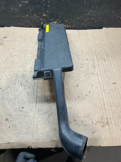 2003 to 2007 Nissan Murano Upper Air Intake Duct V3984 DG3