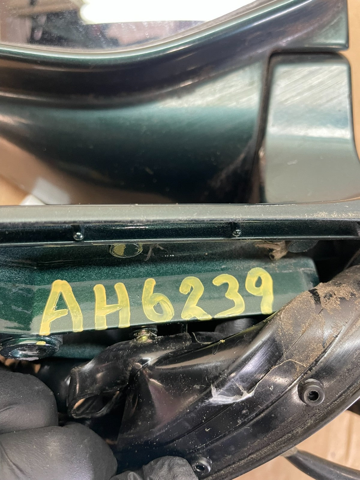 1999 to 2002 Toyota 4runner Right RH Side View Door Mirror AH6239 DW11