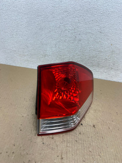 2009 2010 2011 Kia Borrego Right Passenger Side Tail Light AE9797 LK2