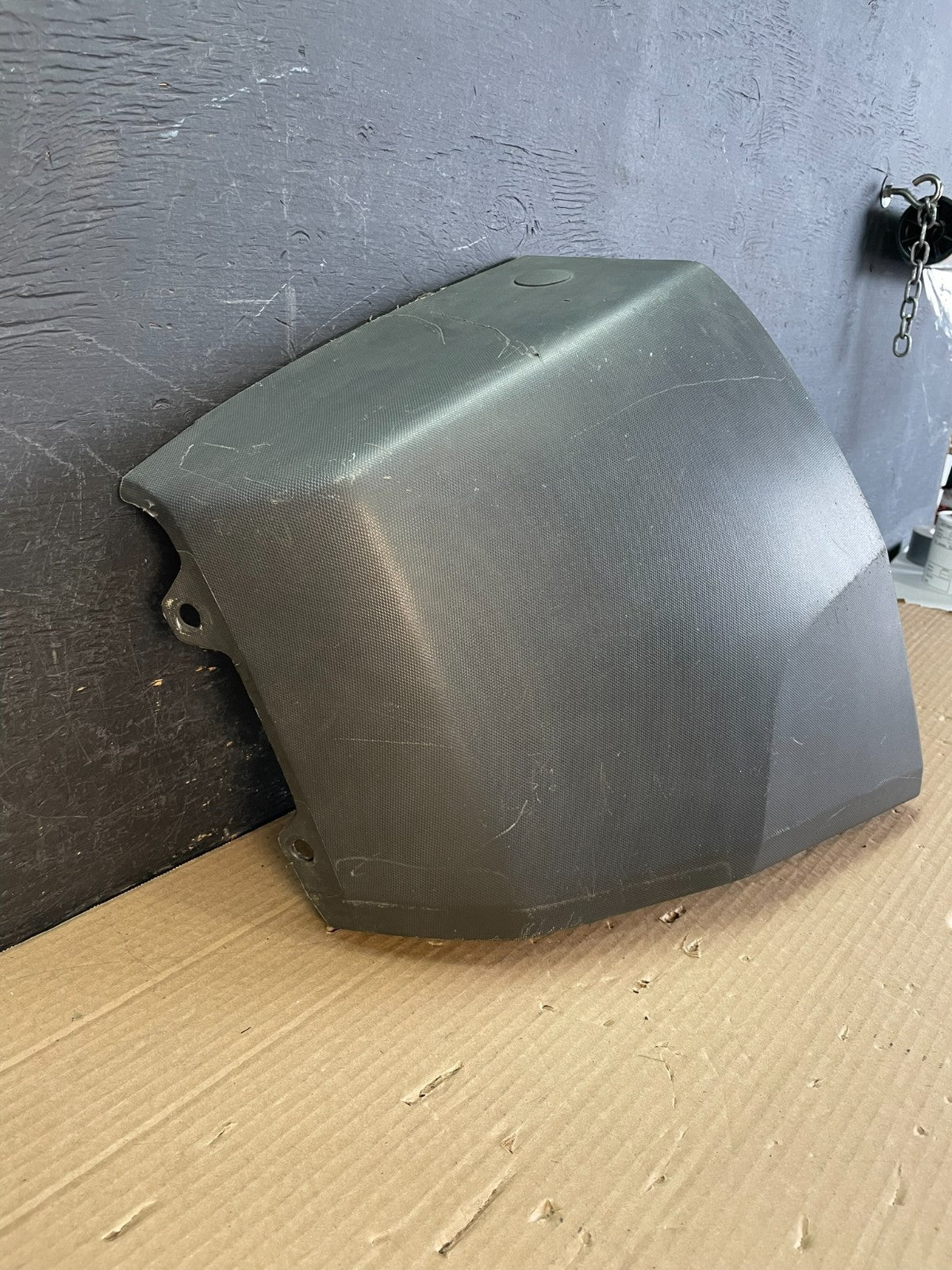 2006 - 2010 Hummer H3 Right Passenger Rear Bumper End Cap AE9953 DG2