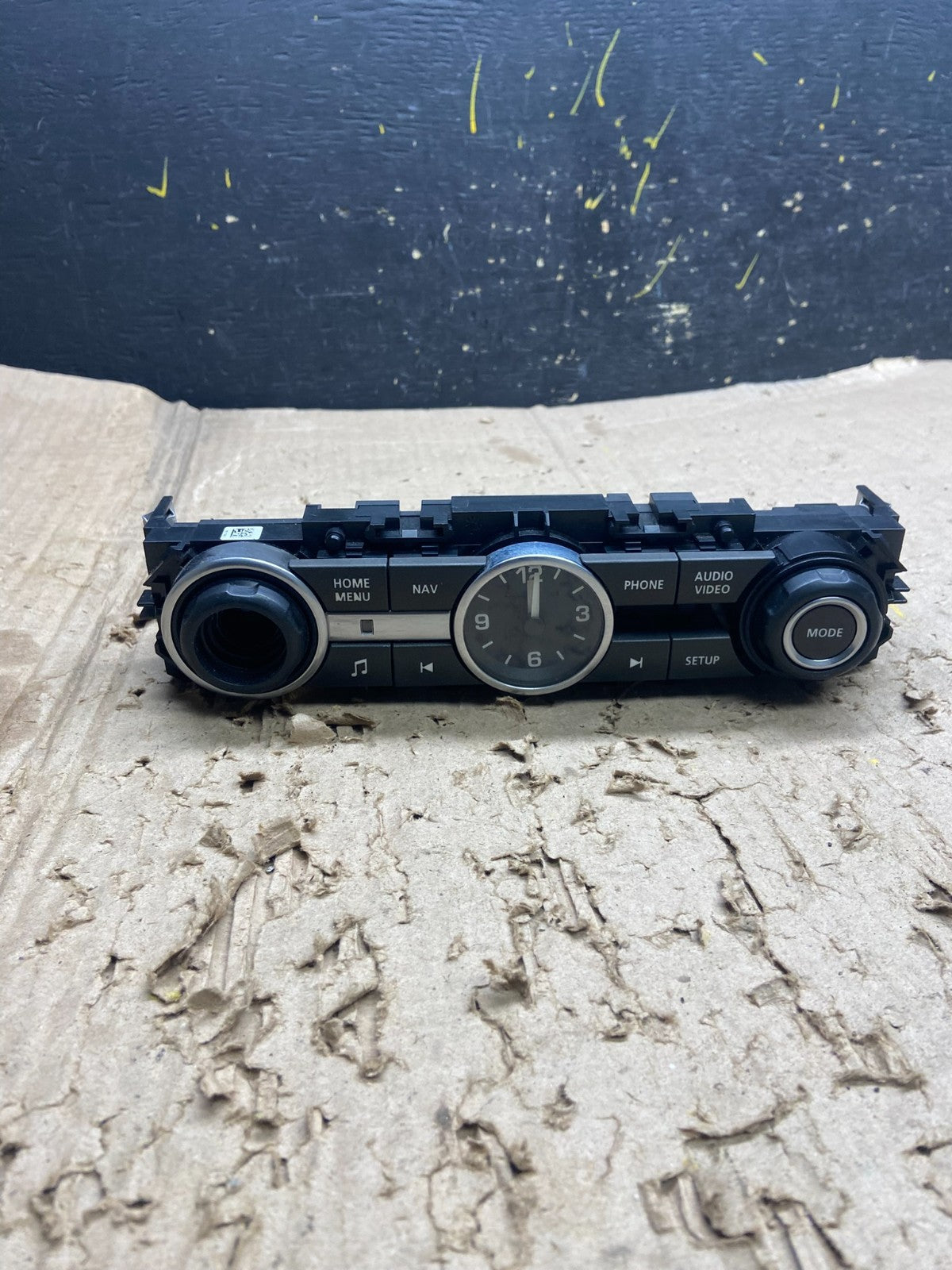 2010-2013 Land Rover Range Rover Radio Media Infotainment Controls X6492 DG0