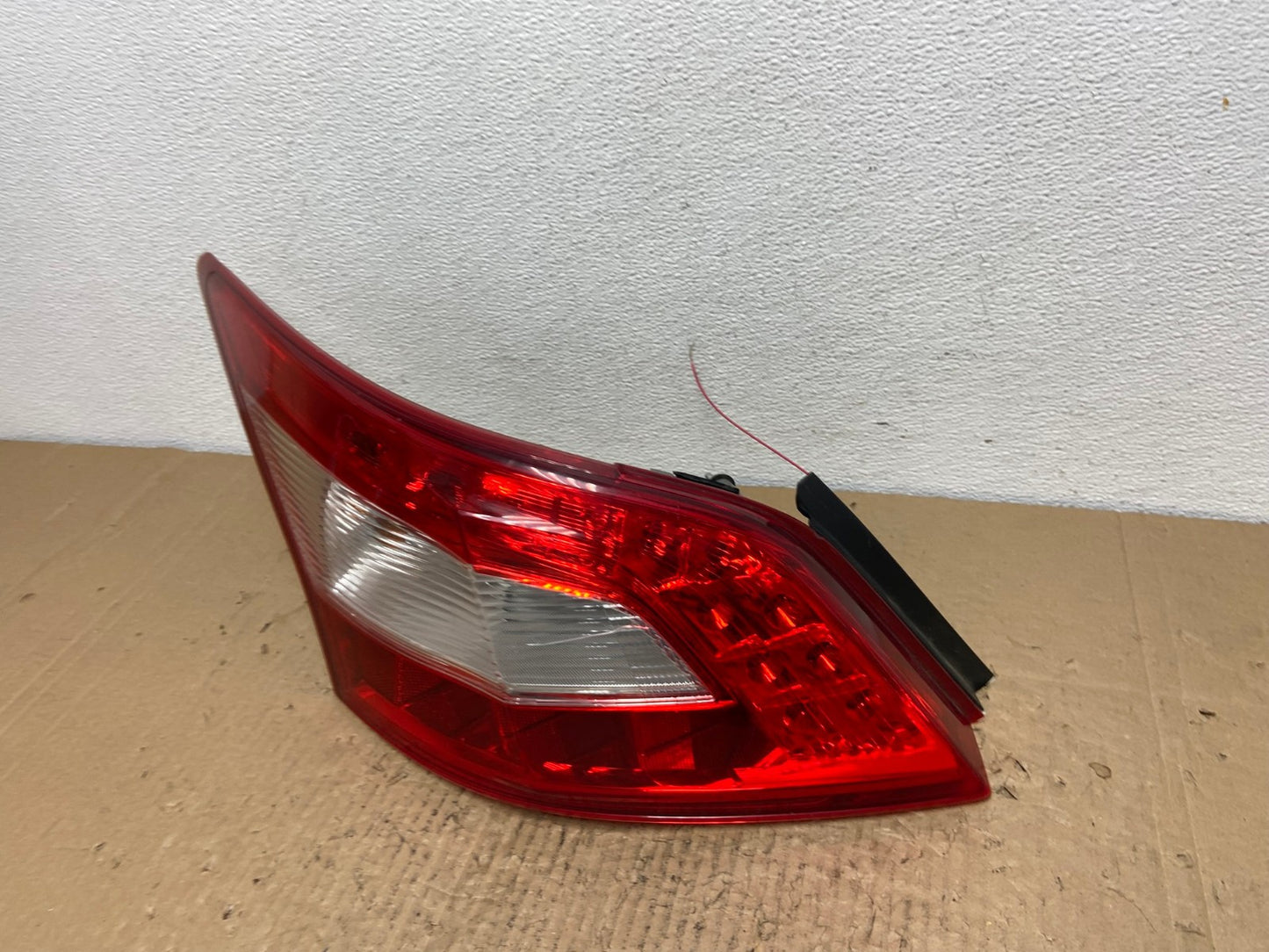 2009 2010 2011 Nissan Maxima Left Driver Lh Side Tail light OEM AC4072 LK1