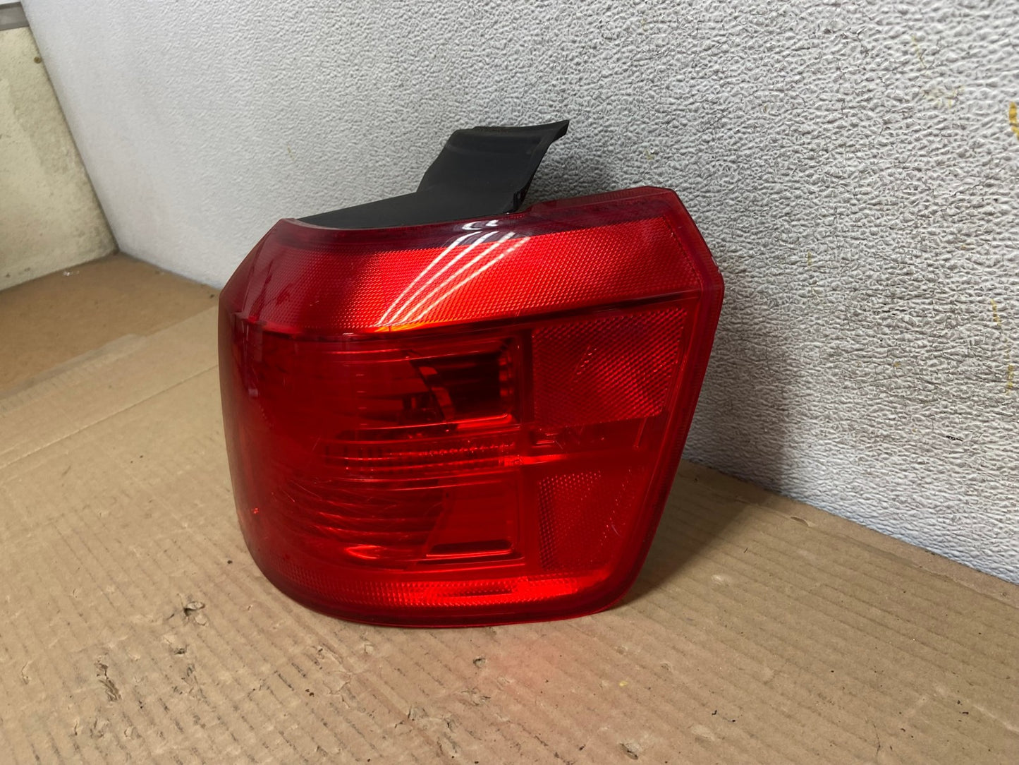 2010 to 2017 GMC Terrain Halogen Right Passenger Rh Side Tail Light AH0595 LK2