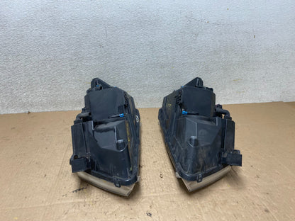 2009 to 2017 Dodge Journey Headlights Left+Right Set Halogen W0955 DW13