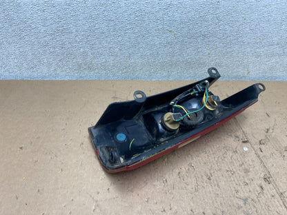 2003 to 2017 Chevrolet Express 1500 Left Driver Side Tail Light Oem S5141 DW3